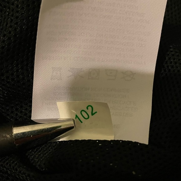 Nike floral cropped bomber jacket-small NWOT - Picture 9 of 10